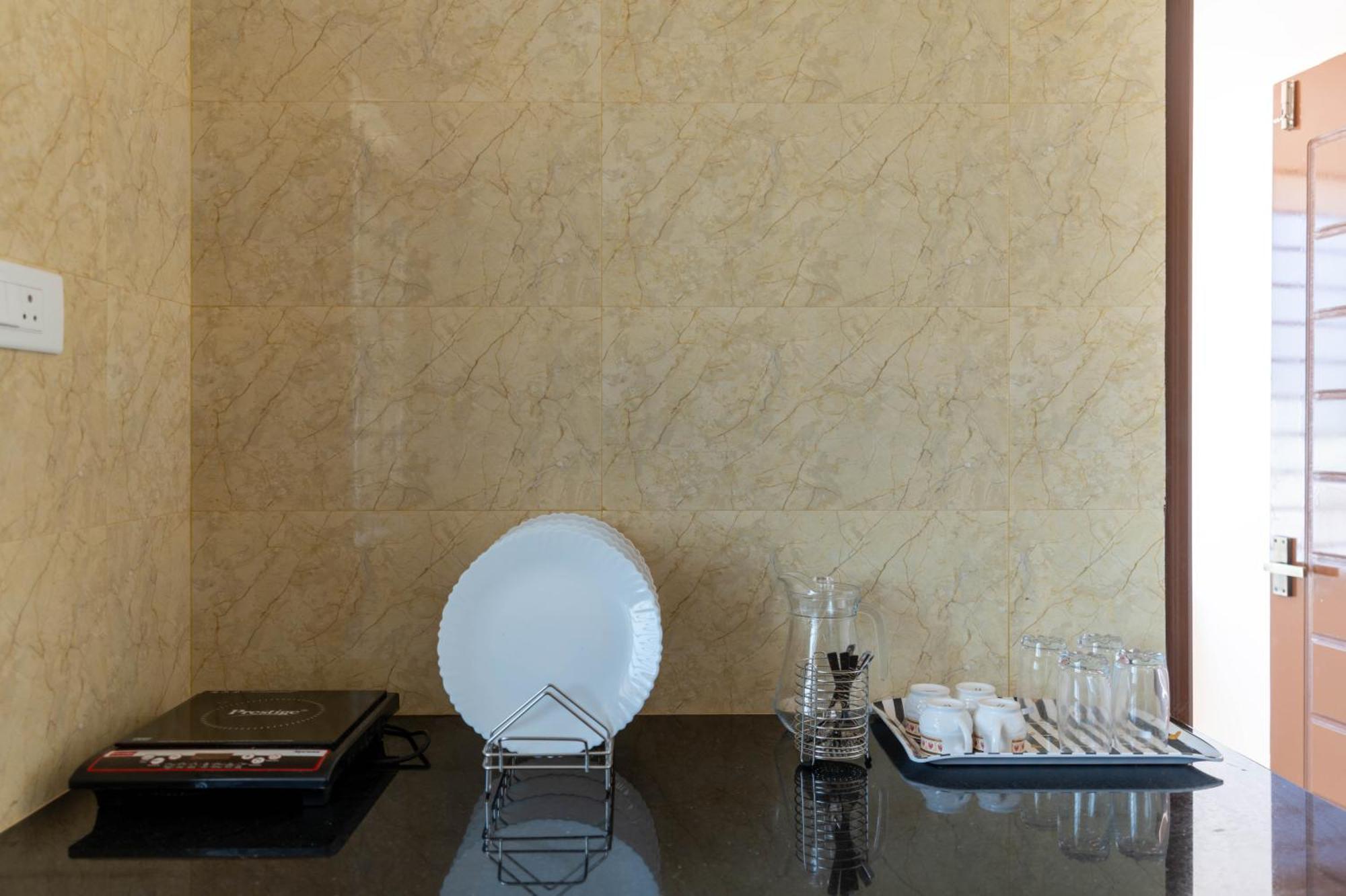 Aishwaryam Service Apartment Chennai Zewnętrze zdjęcie