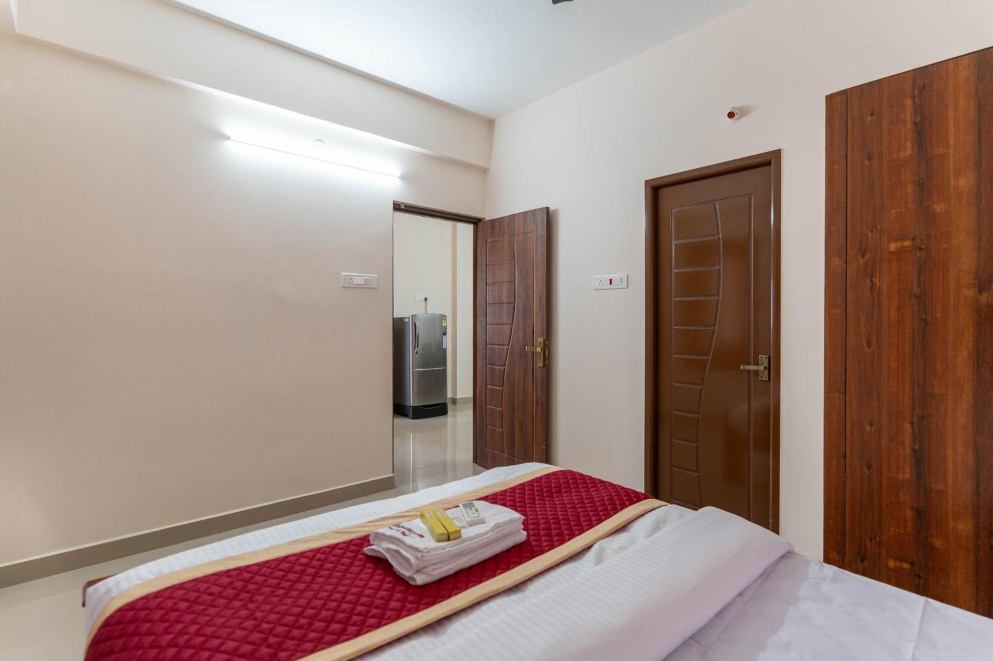 Aishwaryam Service Apartment Chennai Zewnętrze zdjęcie