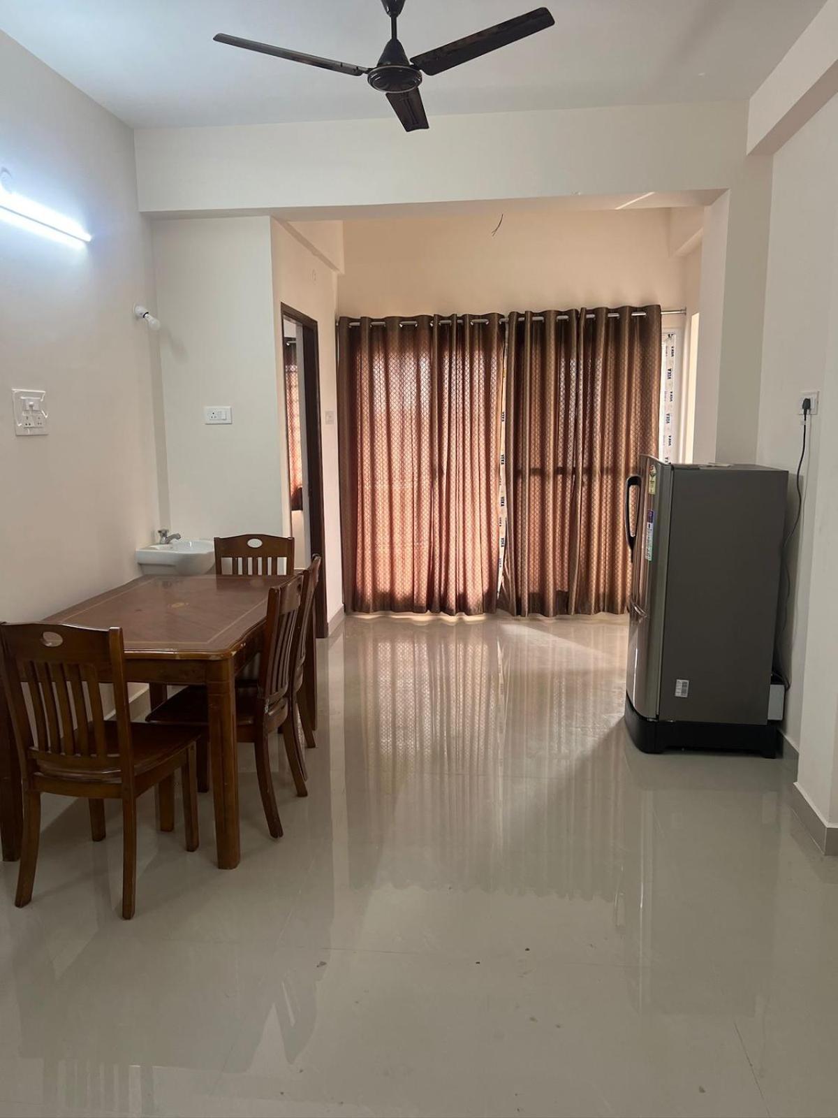 Aishwaryam Service Apartment Chennai Zewnętrze zdjęcie