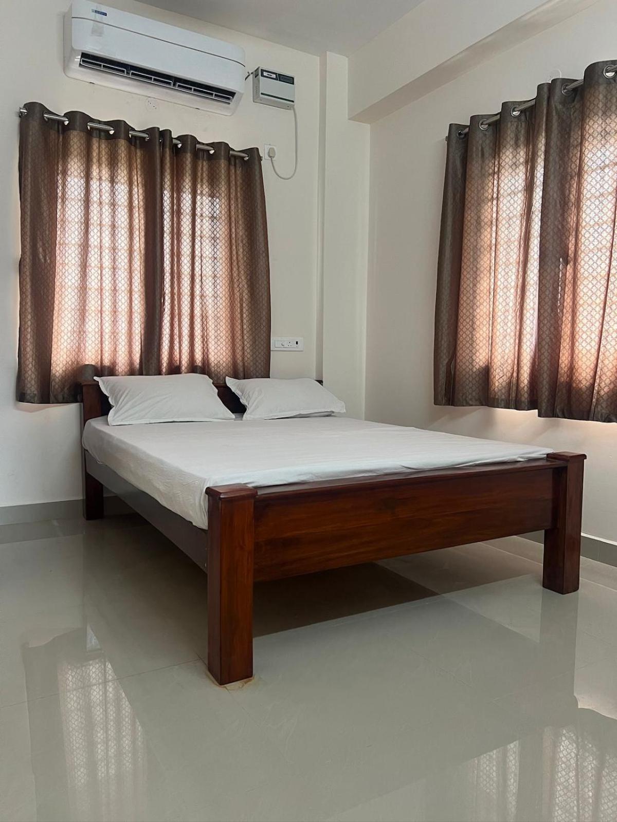 Aishwaryam Service Apartment Chennai Zewnętrze zdjęcie